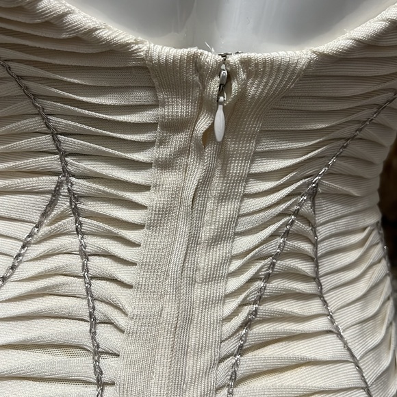 Herve Leger Ivory Sleeveless Chain Dress S - Picture 12 of 12